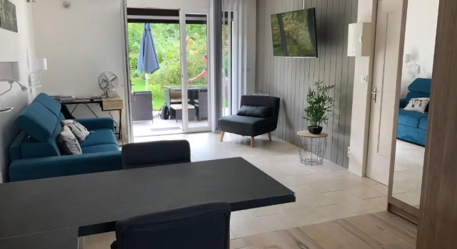 Апартаменты Rare, cosy studio terrasse au coeur de St-Jorioz