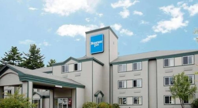 Четырёхместный номер Standard Rodeway Inn Willington North
