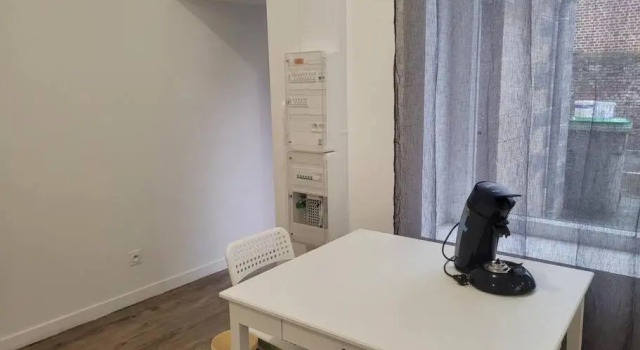 Superbe Studio Meuble Avec Parking (Adults Only), Varaa Huoneisto Maubeuge Picardy