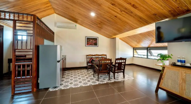 Семейный номер Standard с балконом Virgo Villa Quê Hội An