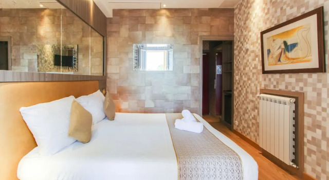 Двухместный номер Superior с балконом Hôtel Provençal