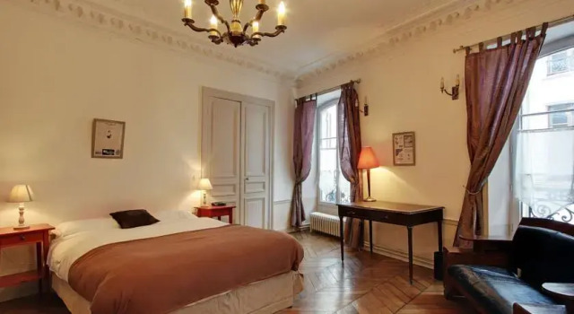 Parisian Home - Bonne Nouvelle Poissonnière, Забронировать Отель Париж Иль-де-Франс, рядом с Лувр — Риволи
