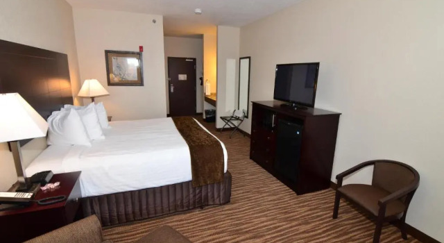 Студия Cobblestone Inn & Suites - Clarion