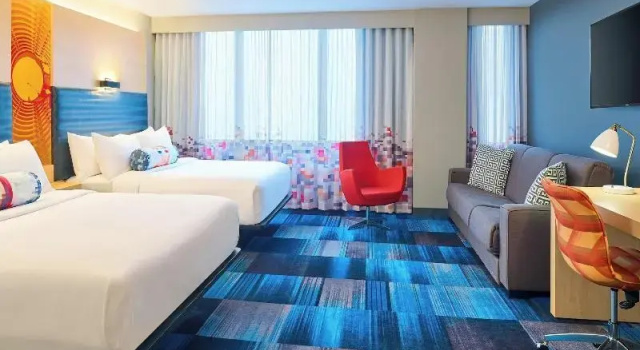 Четырёхместный номер Standard Aloft by Marriott South Bend