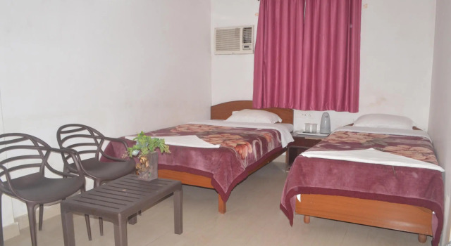 Hotel Vipassana Bodhgaya, Rezerwuj Hotel Hotele 3-gwiazdkowe w Bihar, 3*
