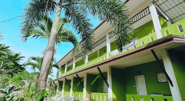 FairHouse bungalow khaolak