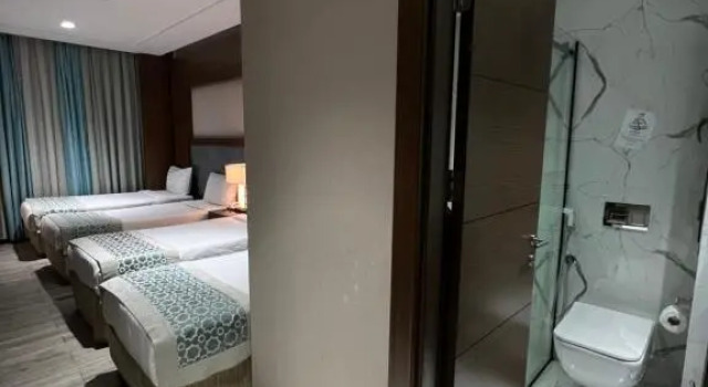 Четырёхместный номер Violet Al Shisha Hotel
