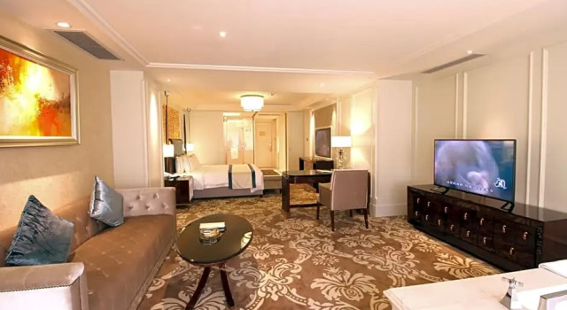 Номер Deluxe Lake Piedmont International Hotel