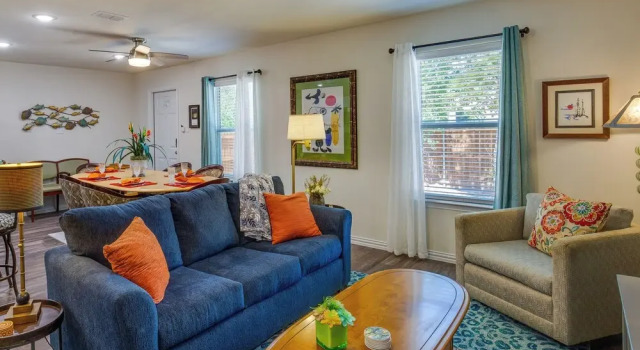 Game Room + Walk to Beach: Gun Barrel City Gem!, Book Feriehus Gun Barrel City Texas