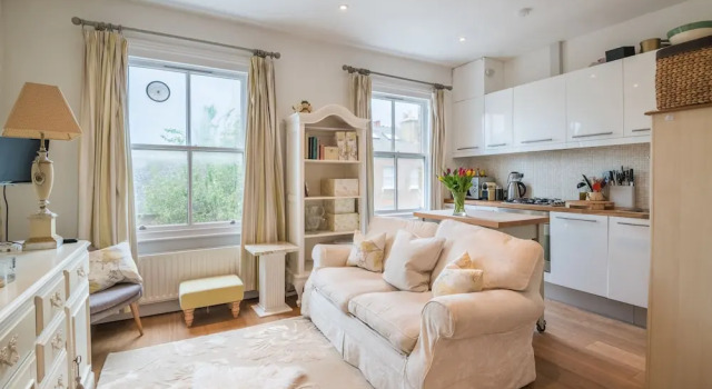 Апартаменты c 1 комнатой Charming Chelsea Home by the River Thames
