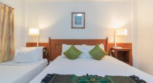 Трёхместный номер Standard Rendezvous Oldtown Chiangmai