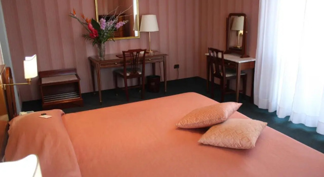 Standard huone Hotel Esplanade