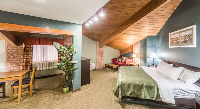 Blisspoint Inn Columbia City, Prenota Hotel Hotel a Indiana con parcheggio, Parcheggio