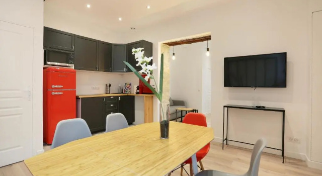 Апартаменты с 2 комнатами Pick A Flat's Upper Marais Apartments- Rue du Faubourg Saint-Martin