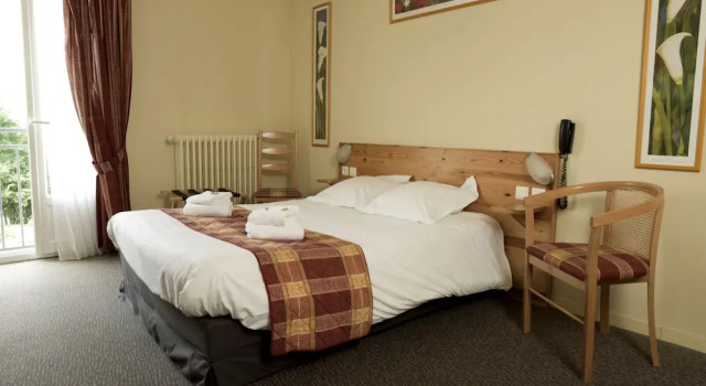 Двухместный номер Standard Logis Hôtel Auberge de LEtang