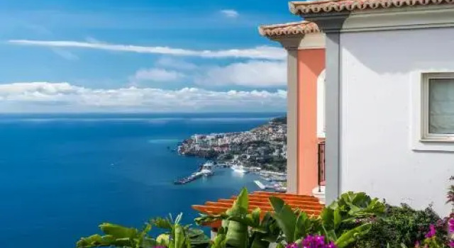 Balancal Apartments by HR Madeira