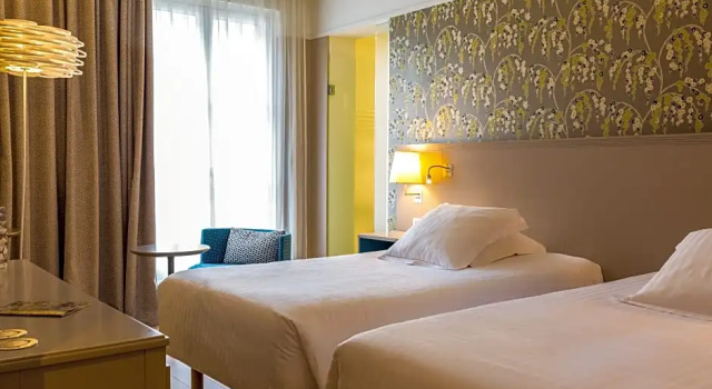 Номер Deluxe Oceania lHôtel de France Nantes