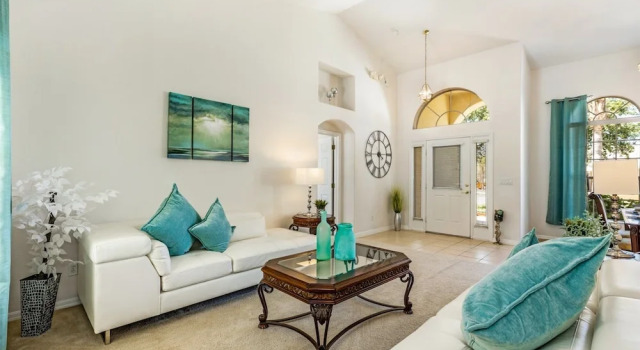Fantastic 6 Bed Villa With Own Private Pool With No Rear Neighbours