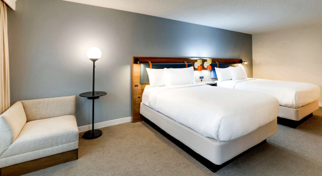 Четырёхместный номер Deluxe Sonesta Select San Francisco Airport Oyster Point Waterfront