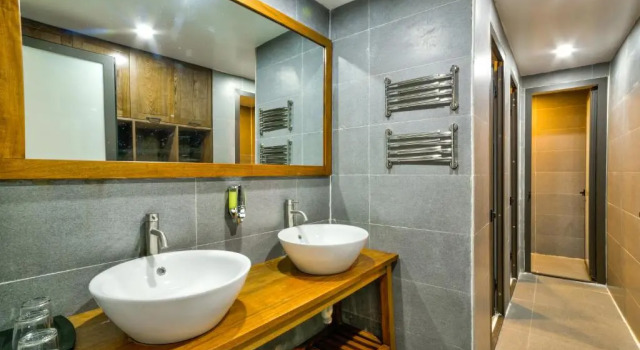 Кровать в общем номере Lustig Hostel