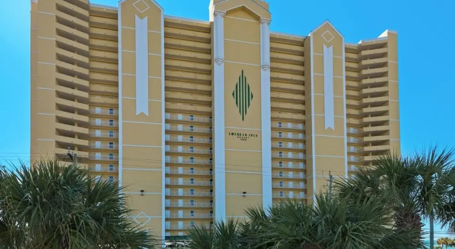 Emerald Isle 403, Забронировать Отель Отели Панама-Сити с парковкой, рядом с Музей дайвинга "Человек в море", Парковка