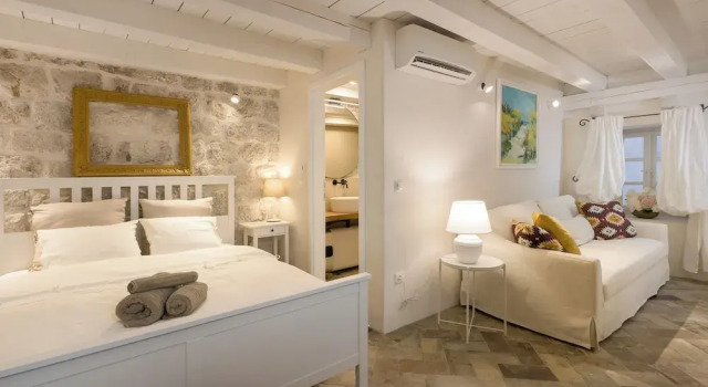 Luxury Apartment Lina - II