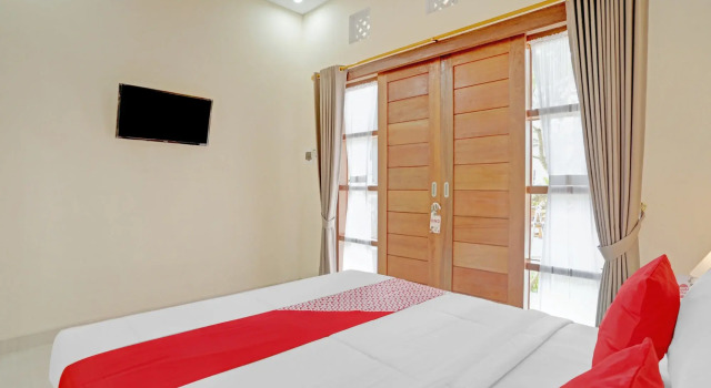 Номер Deluxe Capital O 90654 Pondok Wisata Buana Amerta