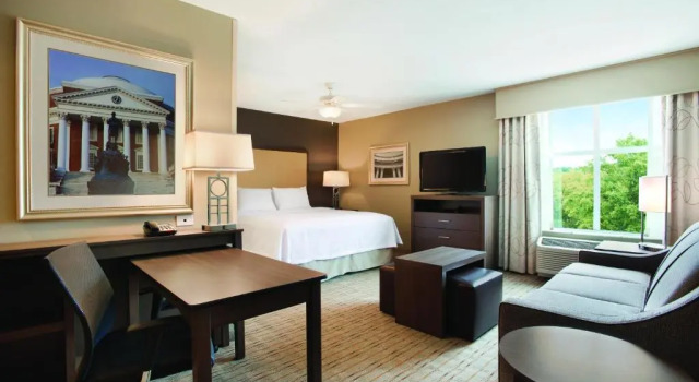 Люкс Homewood Suites by Hilton - Charlottesville