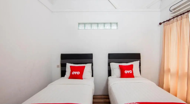 Номер Deluxe OYO 1812 Dg Inn