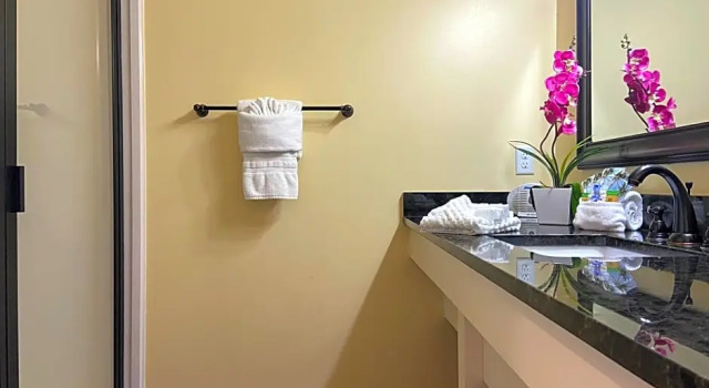 Номер Standard 30-A Inn & Suites