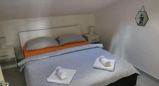 Apartment Sutalo with Hot Tub, Забронировать Апартаменты/квартира Комарна Neretva River Delta