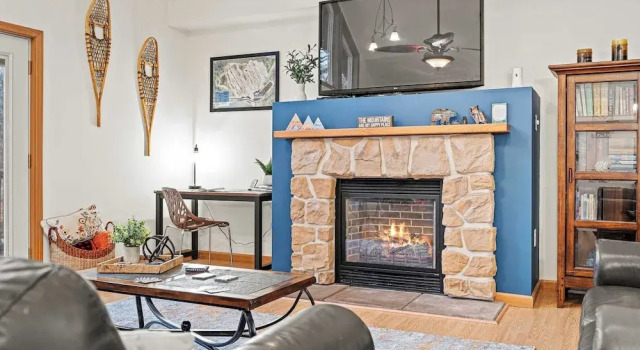 Коттедж Pocono Paradise by Avantstay Lakeside Retreat, Hot Tub, Game Room, Near Beach