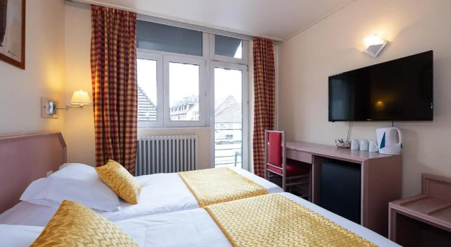 Трёхместный номер Standard The Originals City Hotel de l Ange Guebwiller