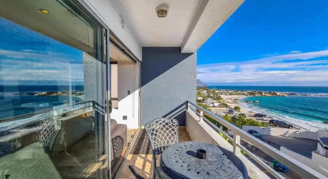 Апартаменты Clifton YOLO Spaces – Clifton Beachfront Executive