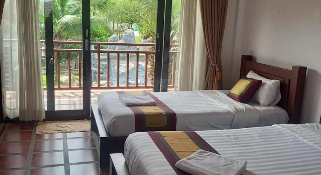 Трёхместный номер Deluxe Vang Vieng Savanh Sunset View Resort