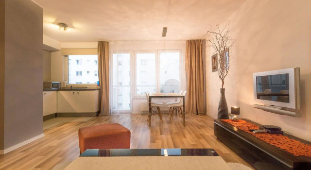Apartment Gdansk Seaside Koga, Varaa Huoneisto Hotellit Pommeri pysäköinnillä, Pysäköinti
