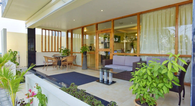 Crystal Beach Inn, Забронировать Отель Отели Хулхумале с парковкой, рядом с Hulhumalé Hospital, Парковка