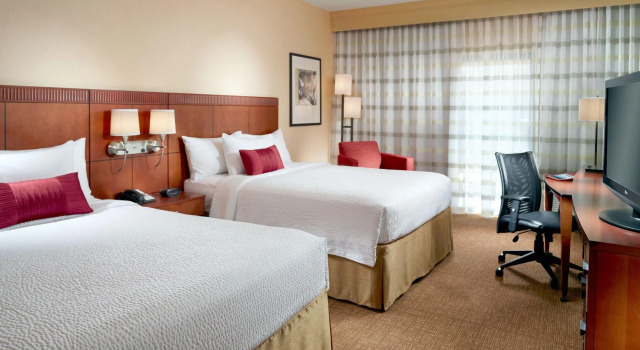 Четырёхместный номер Standard Courtyard by Marriott Nashville Brentwood
