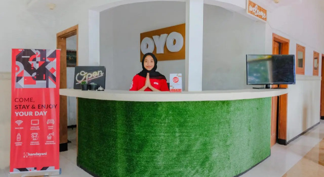 OYO Life 538 Villa Handayani Syariah, Book Villa Hotels in East Java with a Pool, Swimming Pool