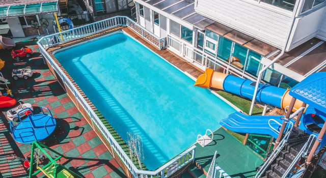 Gapyeong shinbi kids poolvilla, Prenota Hotel Hotel a Gyeonggi-do con piscina, Piscina