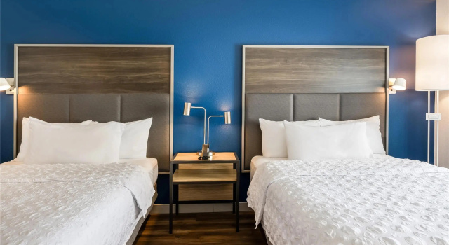 Номер Standard Tru By Hilton Madison East