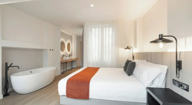 Marina 30, Забронировать Отель Отели А-Коруньи 3 звезды, рядом с Casino Atlántico, 3*