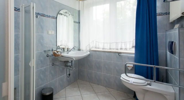Двухместный номер Economy West Hotel