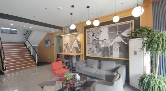 Shankee Hotel (Zhoukou Renmin Road Wuyi Square Hotel), Rezervovat Hotel Zhoukou Henan