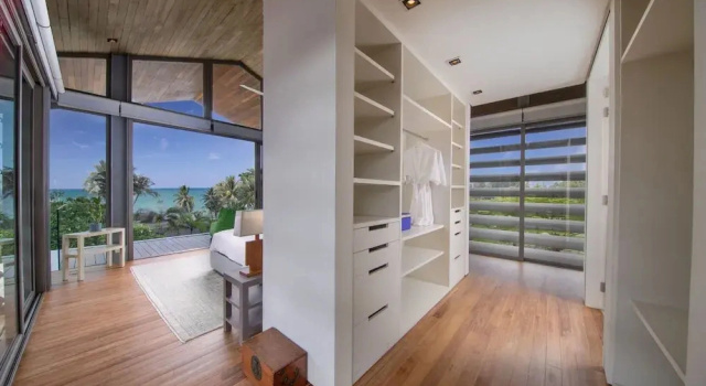 Villa Aqua