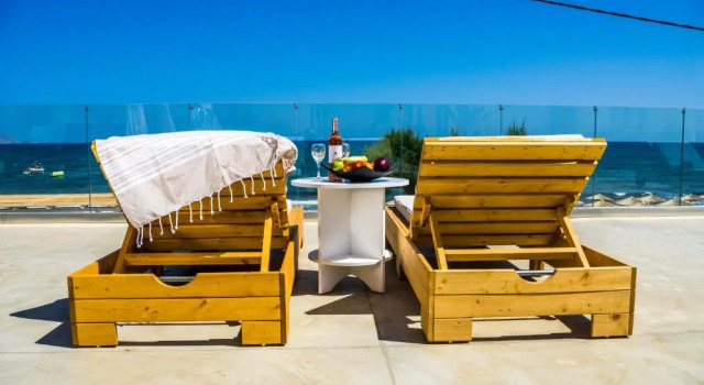 Люкс с видом на море Galazio Beach Resort
