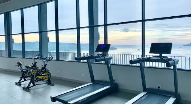 Deco Home @Jesselton Quay, Забронировать Отель Отели Кота-Кинабалу 3 звезды, рядом с Рынок «Филипино» в Сабахе, 3*