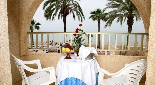 Двухместный номер Standard с балконом и с видом на море Hotel Playa Grande