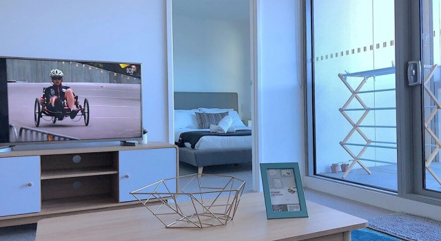 Modern Docklands Apartment in CBD, Забронировать Апартаменты/квартира Докландс Мельбурн, рядом с Пристань для яхт «Е»
