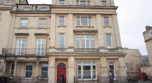 Stylish City Centre Apartment - Bath
